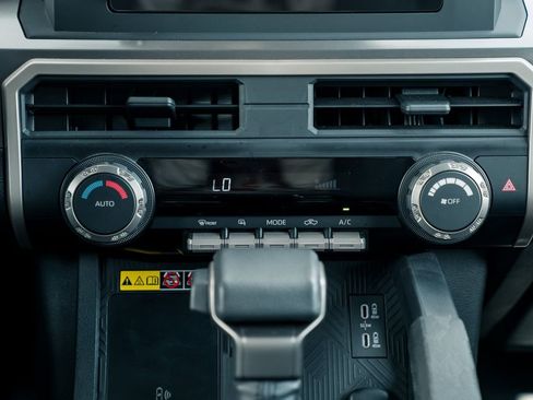 Certified 2024 Toyota Tacoma SR5 w/ SR5 Upgrade Package image 21