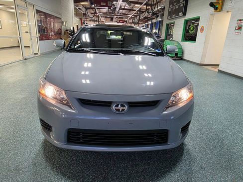 Used 2013 Scion tC image 3