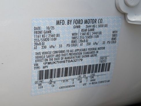 New 2026 Ford Explorer Platinum image 14