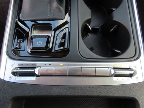 New 2026 Kia Carnival SX Prestige image 11