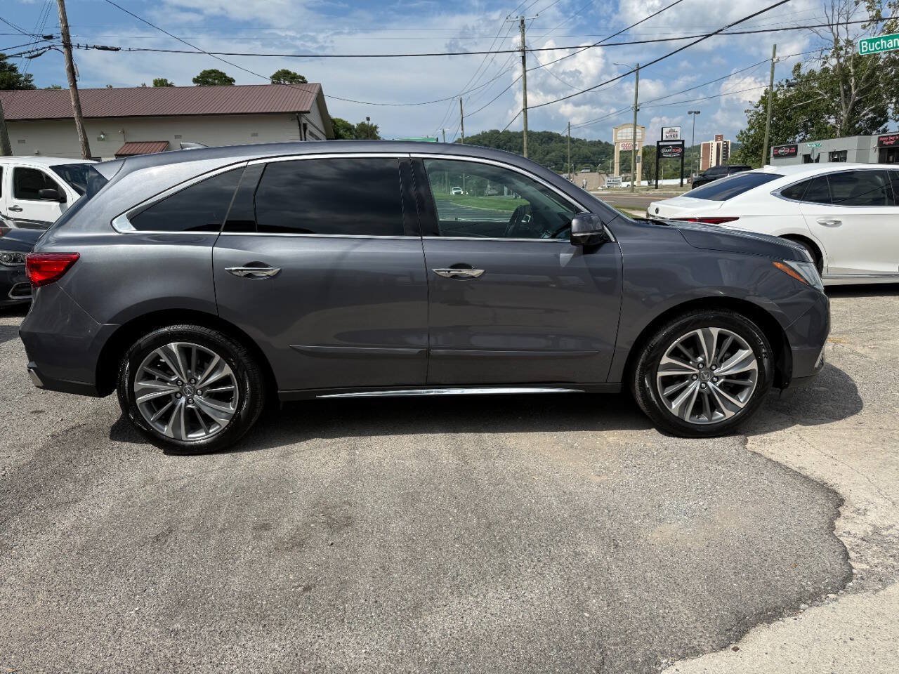 Used 2017 Acura MDX w/ Tech & Entertainment Pkg AWD/4WD image 5