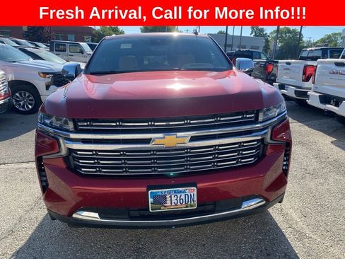 Used 2024 Chevrolet Tahoe Premier w/ Advanced Technology Package AWD/4WD image 2