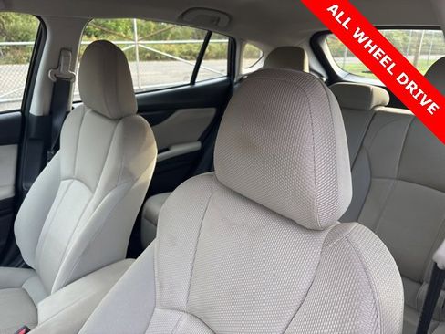 Used 2018 Subaru Impreza 2.0i Premium image 22