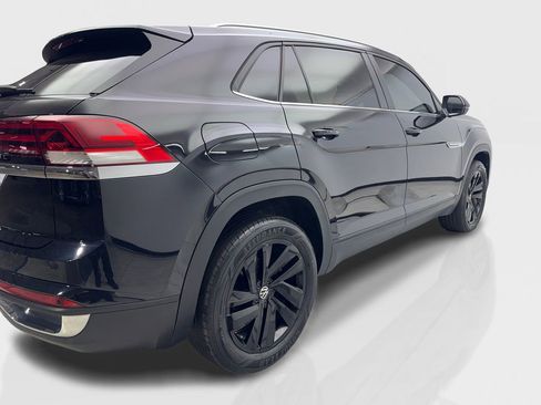 Used 2023 Volkswagen Atlas Cross Sport SE w/ Black Wheel Package image 13