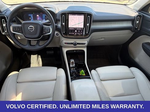 Certified 2026 Volvo XC40 B5 Plus AWD/4WD image 11