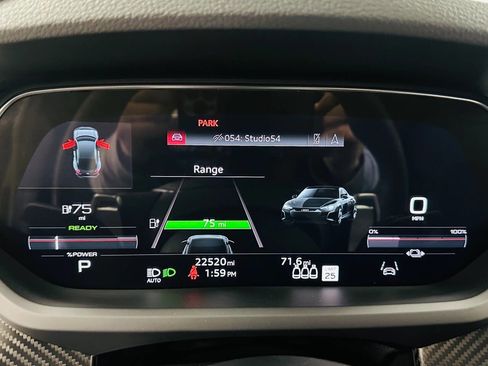 Used 2022 Audi e-tron GT Premium Plus image 19