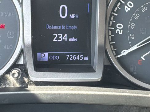 Used 2019 Toyota Tacoma SR5 image 22