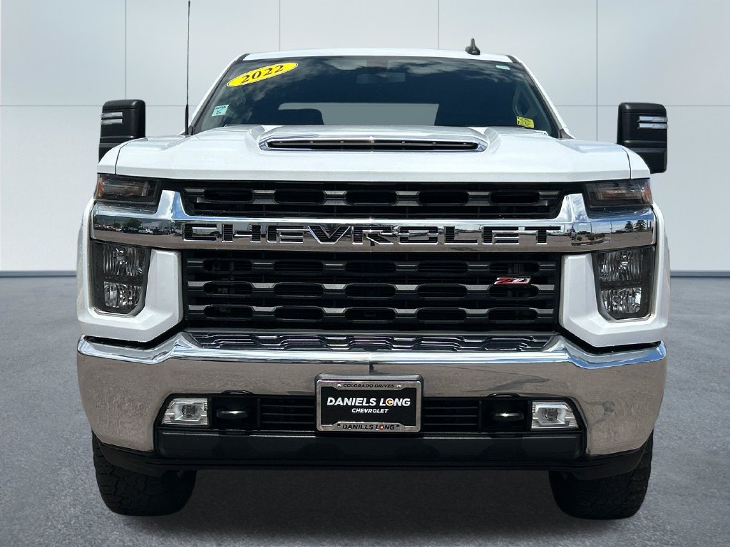 Used 2022 Chevrolet Silverado 2500 LT w/ Convenience Package AWD/4WD image 3