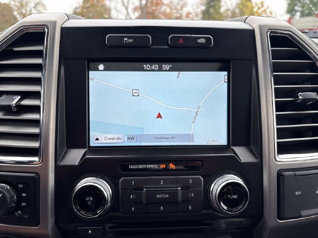 Used 2016 Ford F150 Platinum w/ Equipment Group 701A Luxury AWD/4WD image 15