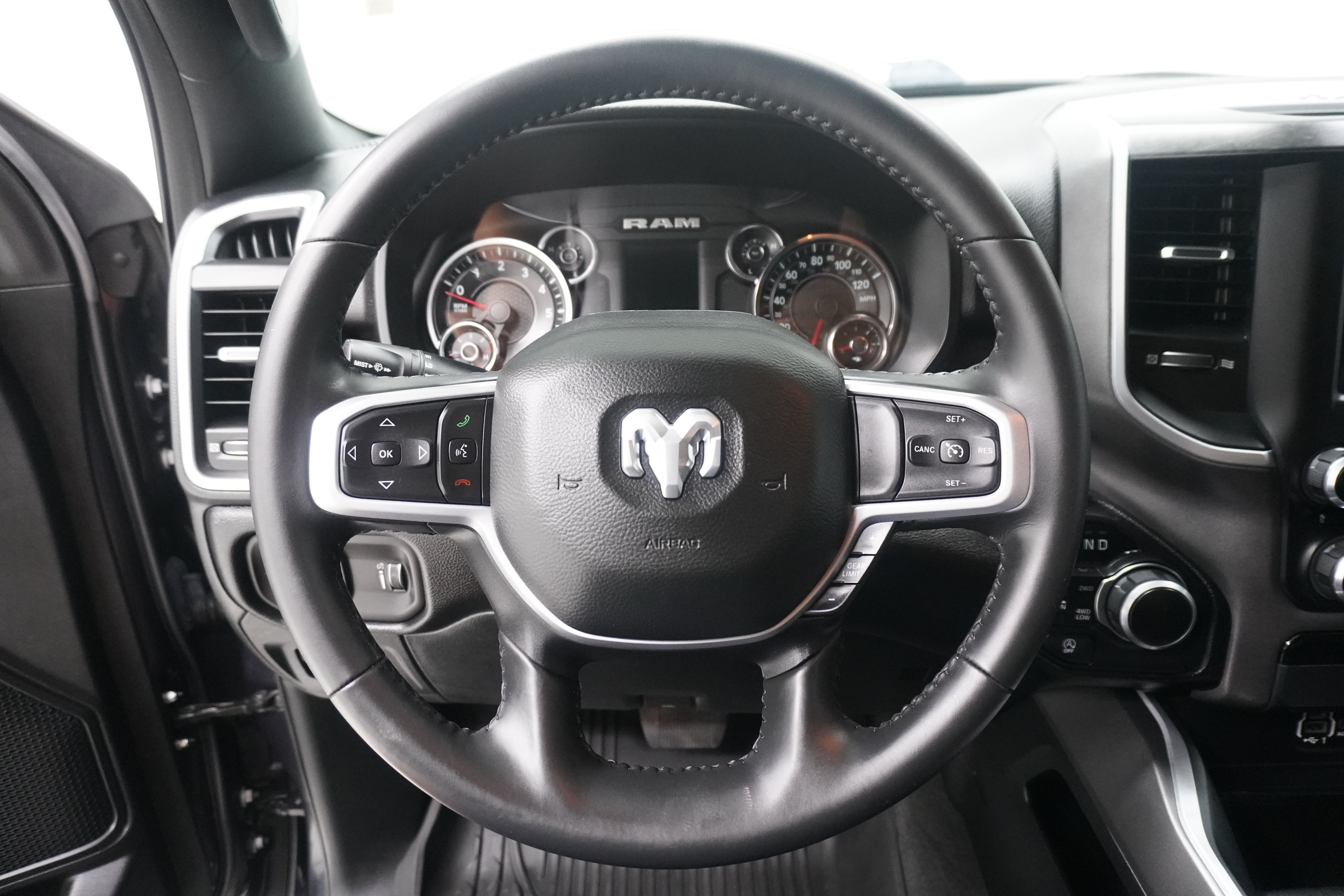 Used 2021 RAM 1500 Lone Star AWD/4WD image 17