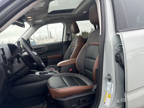 Used 2024 Ford Bronco Sport Outer Banks w/ Tech Package image 5