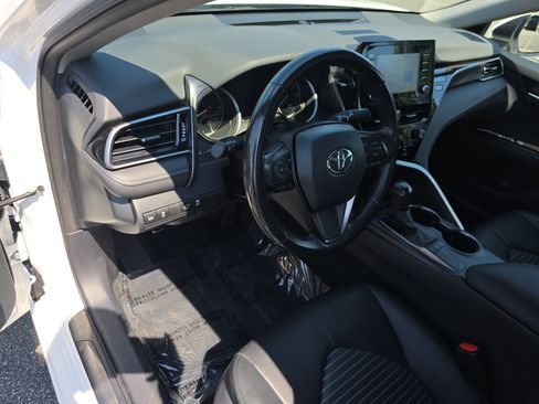 Used 2024 Toyota Camry SE FWD image 15