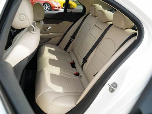 Used 2020 Mercedes-Benz C 300 4MATIC Sedan image 8