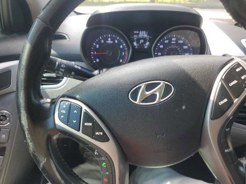 Used 2013 Hyundai Elantra Limited FWD image 20