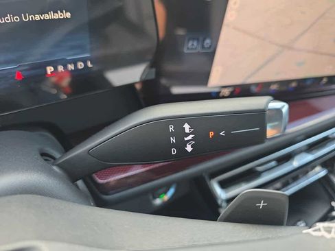 New 2026 Chevrolet Traverse Z71 w/ Driver Confidence Package image 26