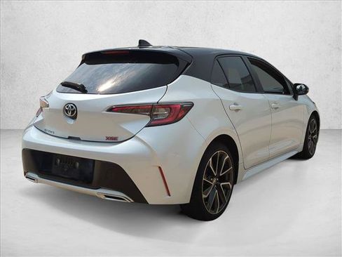 Used 2022 Toyota Corolla XSE FWD image 5