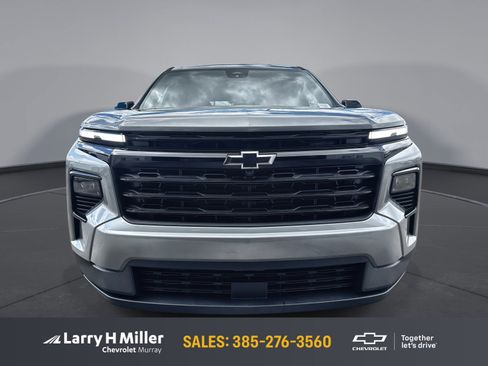 New 2026 Chevrolet Traverse LT w/ Midnight/Sport Edition AWD/4WD image 1