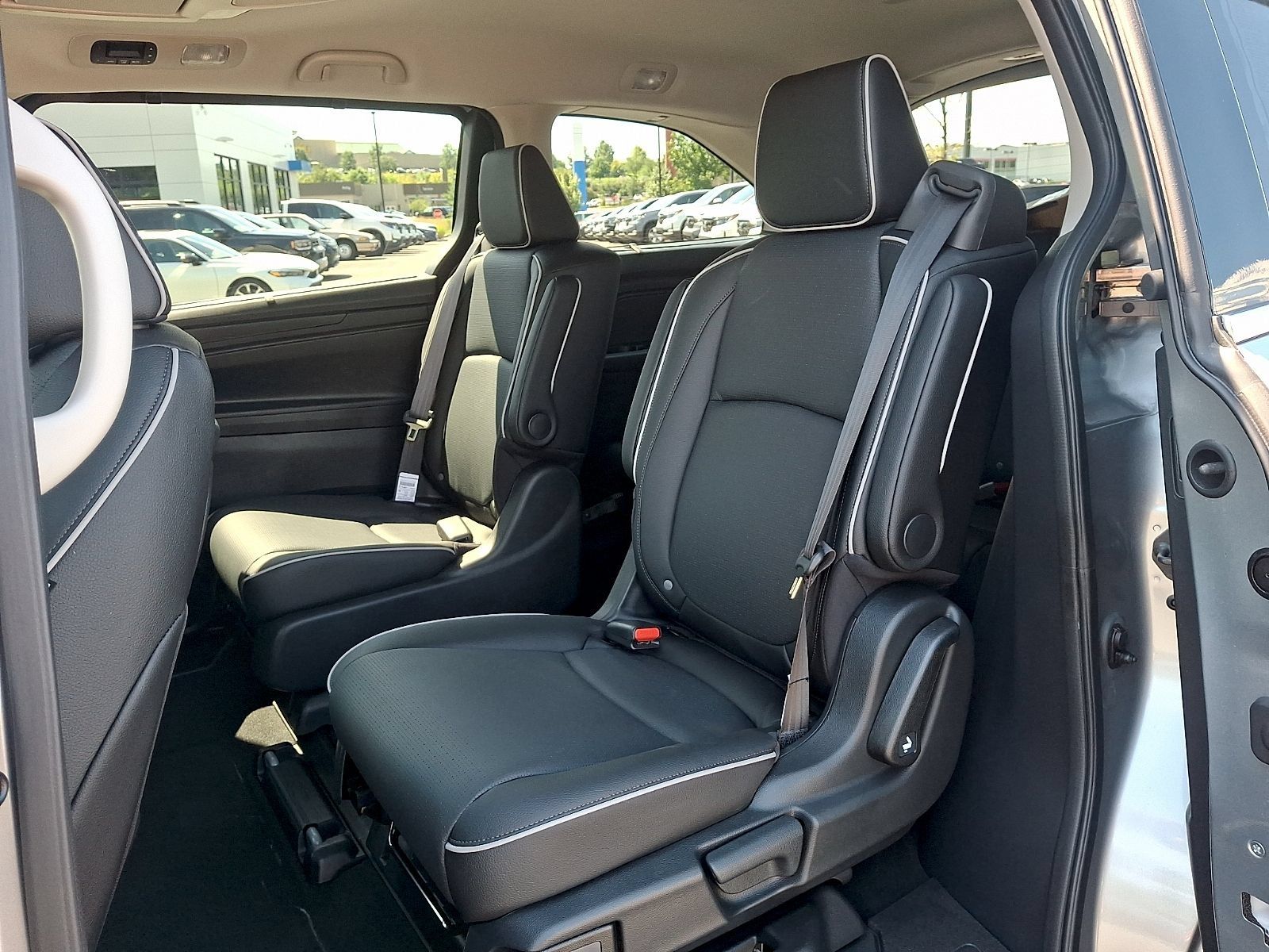 New 2026 Honda Odyssey Elite image 5