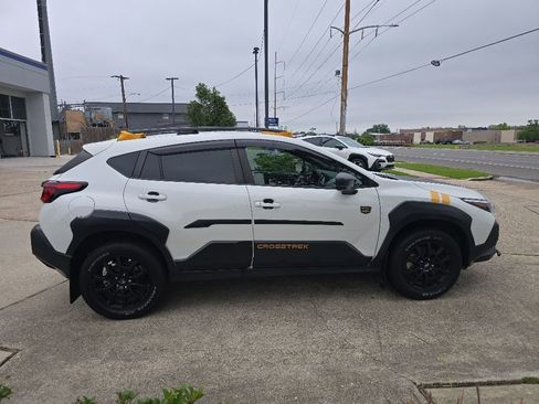 Used 2024 Subaru Crosstrek 2.5i Wilderness w/ Crosstrek Mirror Package AWD/4WD image 4