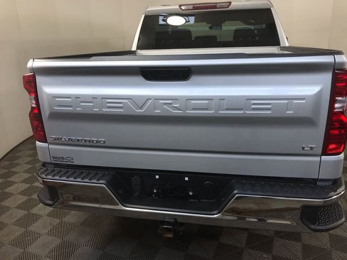 Used 2022 Chevrolet Silverado 1500 LT image 6