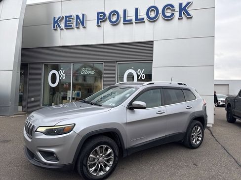 Used 2021 Jeep Cherokee Latitude Lux image 2