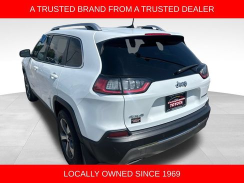 Used 2021 Jeep Cherokee Limited w/ Elite Package AWD/4WD image 3