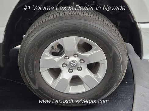 Used 2022 RAM 1500 Big Horn AWD/4WD image 9