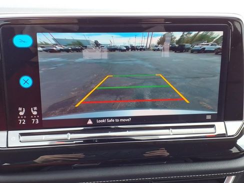 Used 2025 Volkswagen Atlas SE AWD/4WD image 23