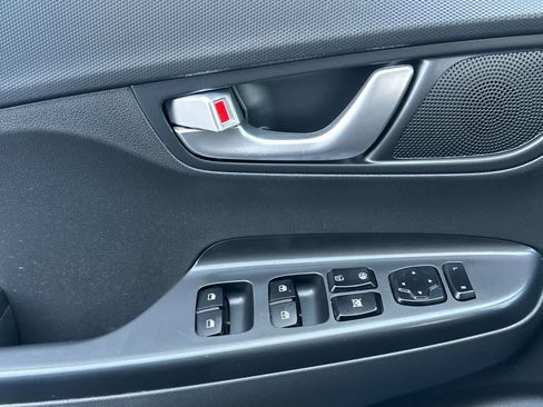 Used 2022 Hyundai Kona SEL w/ Convenience Package FWD image 13