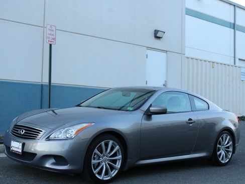 Used 2008 INFINITI G37 Sport w/ Premium Pkg image 3