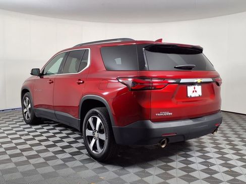 Used 2023 Chevrolet Traverse LT w/ LT Premium Package image 5