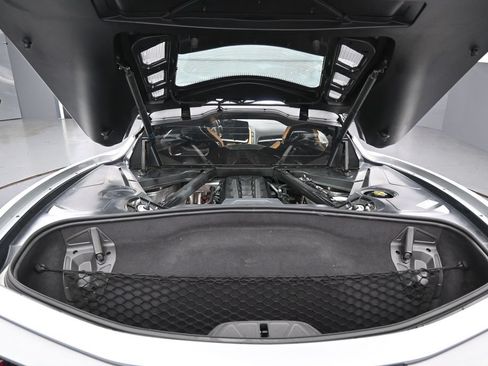Used 2020 Chevrolet Corvette Stingray Preferred Cpe w/ 2LT Preferred Equipment Group RWD image 28
