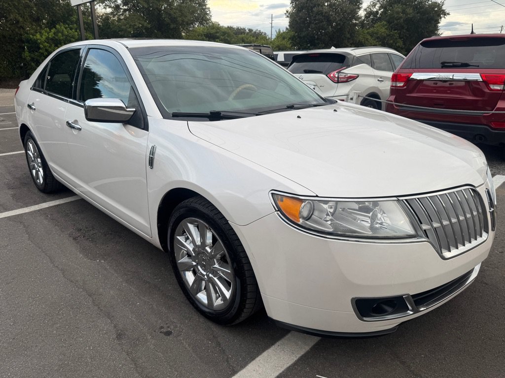 Used 2010 Lincoln MKZ FWD image 3
