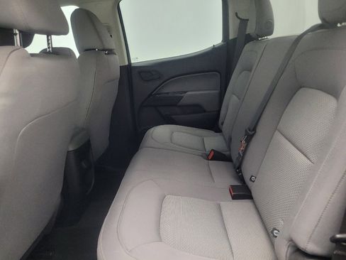 Used 2018 Chevrolet Colorado W/T w/ WT Convenience Package AWD/4WD image 18