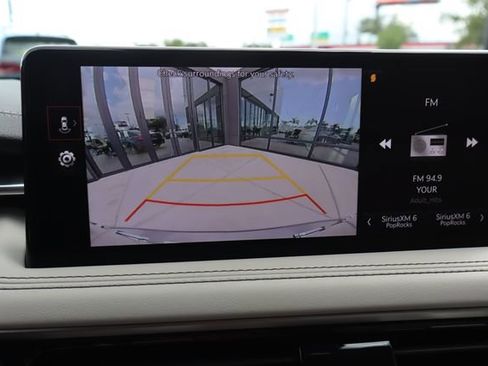 Used 2025 Genesis G70 2.5T RWD image 38