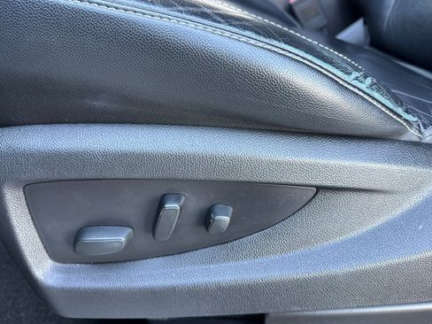 Used 2017 Chevrolet Tahoe LT image 14