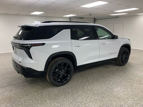 New 2026 Chevrolet Traverse RS image 7