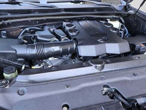 Used 2014 Toyota 4Runner SR5 RWD image 26