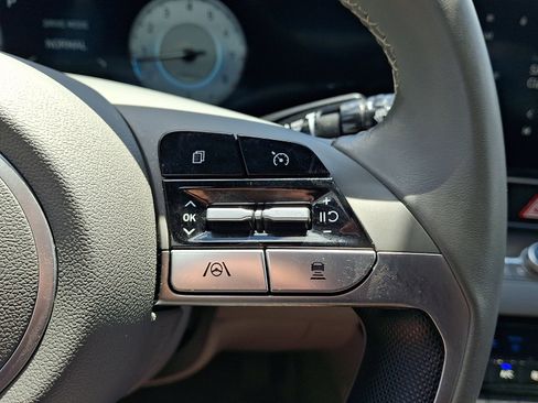 Certified 2023 Hyundai Elantra SEL w/ Convenience Package FWD image 21