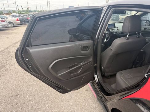 Used 2019 Ford Fiesta SE w/ Equipment Group 201A FWD image 19