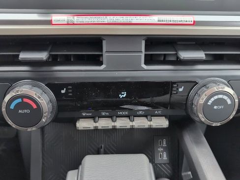 New 2025 Toyota Tacoma TRD Off-Road image 18