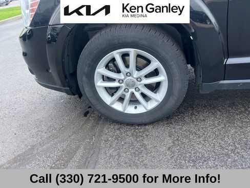 Used 2017 Dodge Journey SXT w/ Comfort/Convenience Group image 15