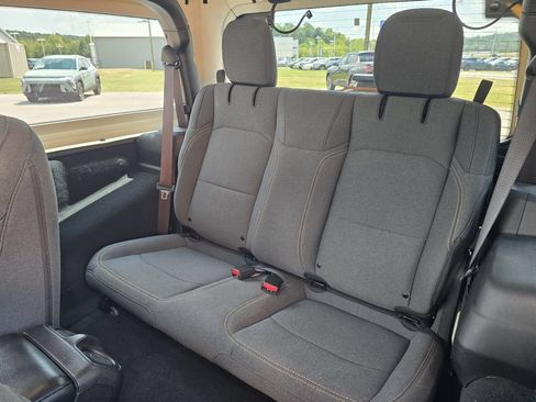 Used 2024 Jeep Wrangler Sport AWD/4WD image 12