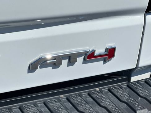 Used 2024 GMC Sierra 1500 AT4 w/ Technology Package AWD/4WD image 26