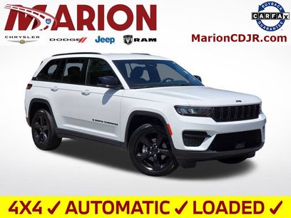 Used 2023 Jeep Grand Cherokee Altitude