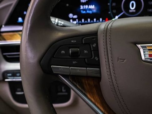 Used 2021 Cadillac Escalade ESV Sport Platinum RWD image 19