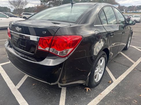 Used 2014 Chevrolet Cruze LT w/ Technology Package FWD image 10