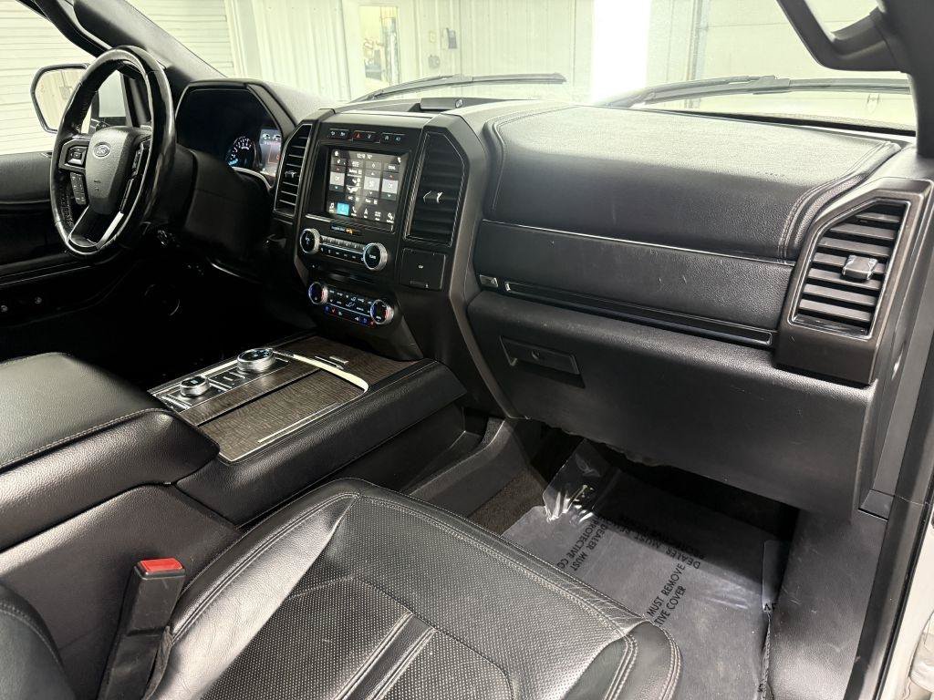 Used 2018 Ford Expedition Max Limited w/ Equipment Group 302A AWD/4WD image 40