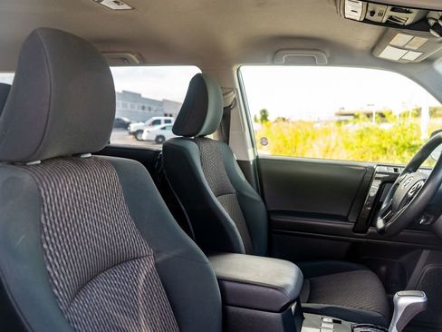 Certified 2024 Toyota 4Runner TRD Off-Road image 12