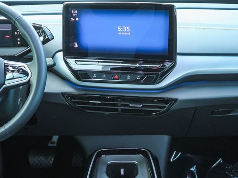 Certified 2024 Volkswagen ID.4 2WD image 14